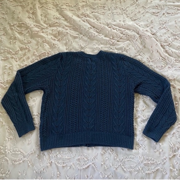 Hollister Cardigan - Picture 2 of 11
